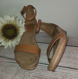Jessica cline sandles size 12